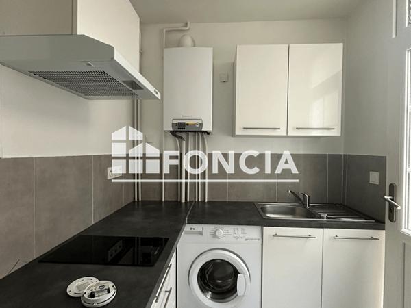 Location Appartement 2 pièces 32.57 m² - 13 RUE MICHELET Charleville Mezieres 08000