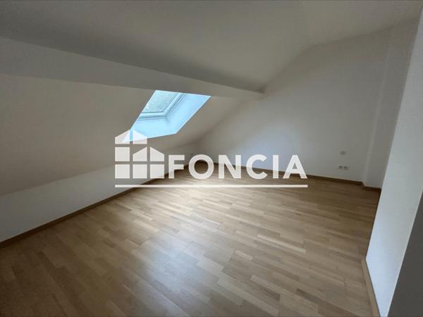 Location Appartement 3 pièces 49.23 m² - 46 BOULEVARD DE LA LIBERTE Lille 59000