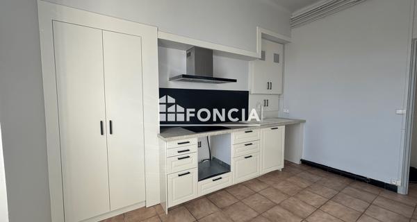 Location Appartement 3 pièces 75.2 m² - Cavaillon 84300