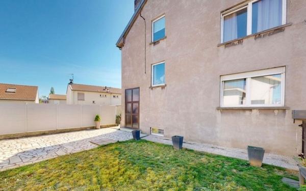 Maison à vendre    6 pièces • 152 m2 Mondelange