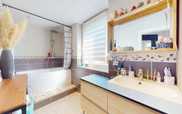Maison à vendre    6 pièces • 152 m2 Mondelange