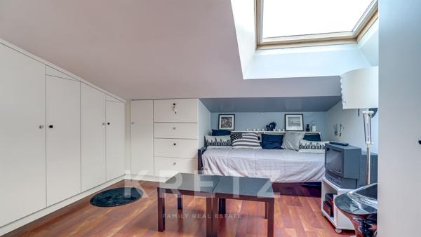 Maison d'architecte sur jardin arboré