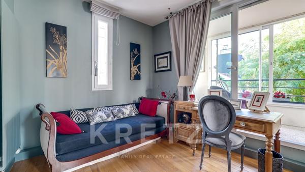 Maison d'architecte sur jardin arboré