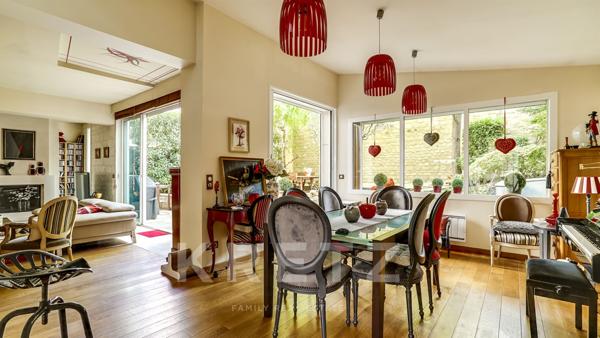 Maison d'architecte sur jardin arboré