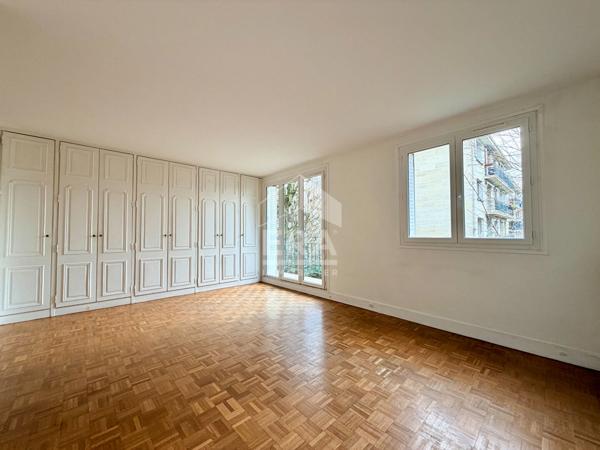 Appartement Sèvres 2 pièces 50 m² - Balcon plein Sud, proche gare, cave
