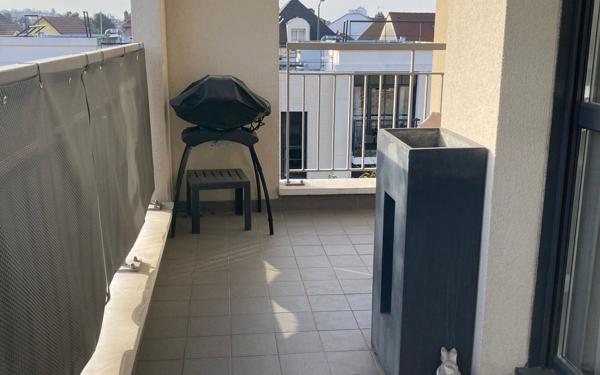Appartement à louer    4 pièces • 86,65 m2 Châtillon