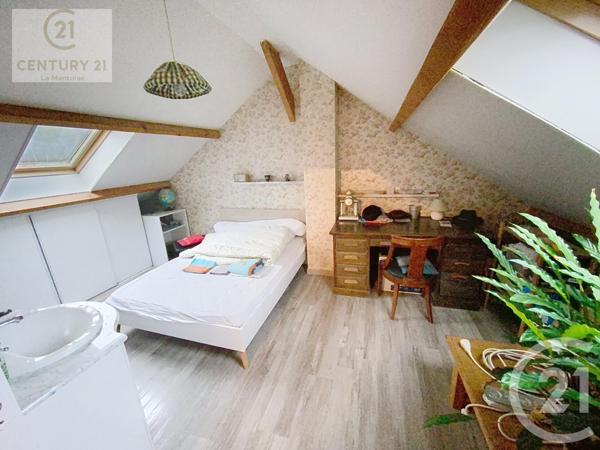 Maison à vendre  8 pièces - 154 m2 JUZIERS - 78