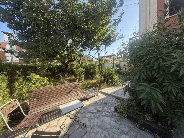 Maison Familiale La Courneuve 5 pièce(s) 150.15 m2