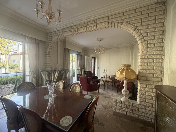 Maison Familiale La Courneuve 5 pièce(s) 150.15 m2