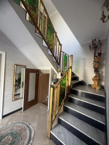 Maison Familiale La Courneuve 5 pièce(s) 150.15 m2