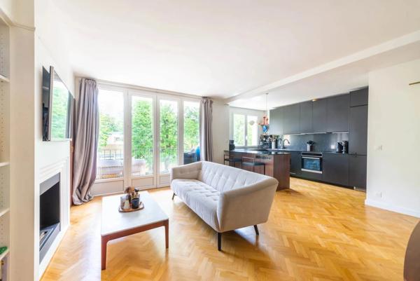 Saint-Cloud - Quartier Val d’Or - 71m² rénové - 3 chambres - Balcon - Gare 4mn