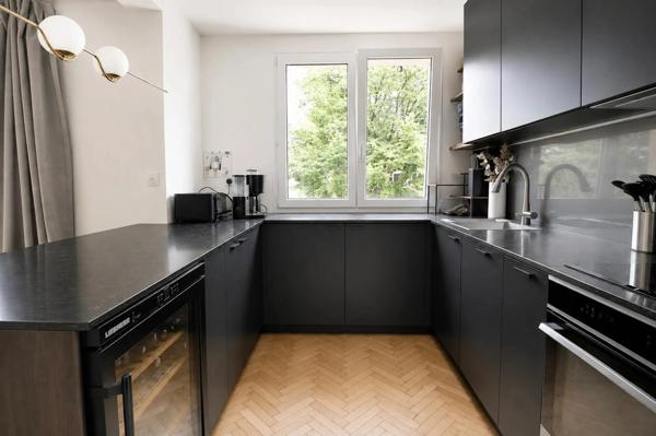 Saint-Cloud - Quartier Val d’Or - 71m² rénové - 3 chambres - Balcon - Gare 4mn