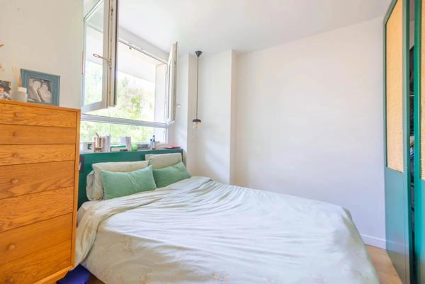 Saint-Cloud - Quartier Val d’Or - 71m² rénové - 3 chambres - Balcon - Gare 4mn