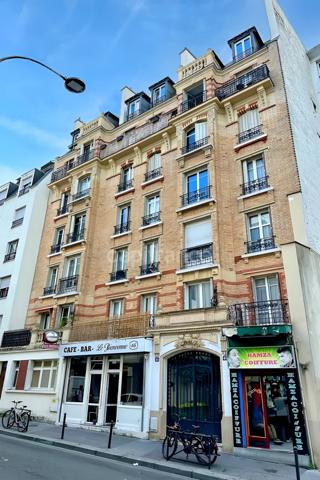 Appartement à louer 3 pièces PARIS 20EME ARRONDISSEMENT (75) en excellent état avec balcon au 6eme étage