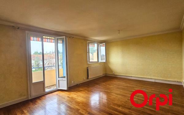 Appartement à vendre    3 pièces • 63,74 m2 Saint-Genis-Laval