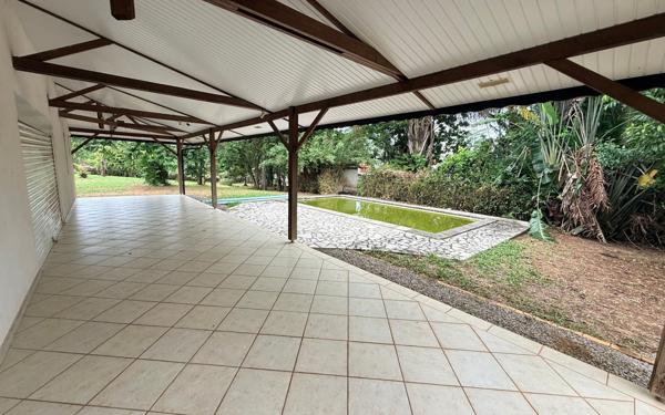 Maison à vendre    6 pièces • 180,86 m2 Remire-Montjoly