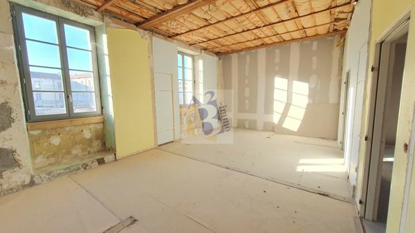 Vente appartement Angouleme (16000), 128.00m² avec 4 chambre(s). Agence Allard Brimeaud