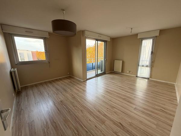 Appartement Montigny Le Bretonneux 3 pièces 68.26 m2