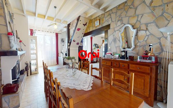 Appartement à vendre    5 pièces • 101 m2 Vaulx-en-Velin