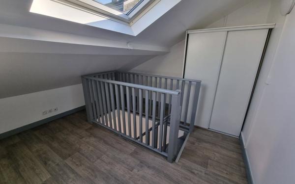 Immeuble à vendre    5 pièces • 153 m2 Reims