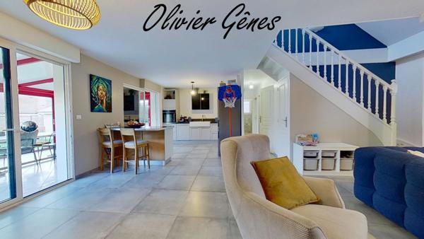 La Chapelle-Saint-Aubin (72650) LA CHAPELLE SAINT AUBIN - Maison - 140 m² - 4 chambres - Garage et jardin