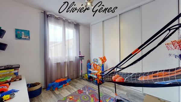 La Chapelle-Saint-Aubin (72650) LA CHAPELLE SAINT AUBIN - Maison - 140 m² - 4 chambres - Garage et jardin