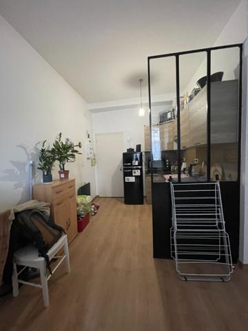 Appartement Saintes 1 pièce(s) 32 m2