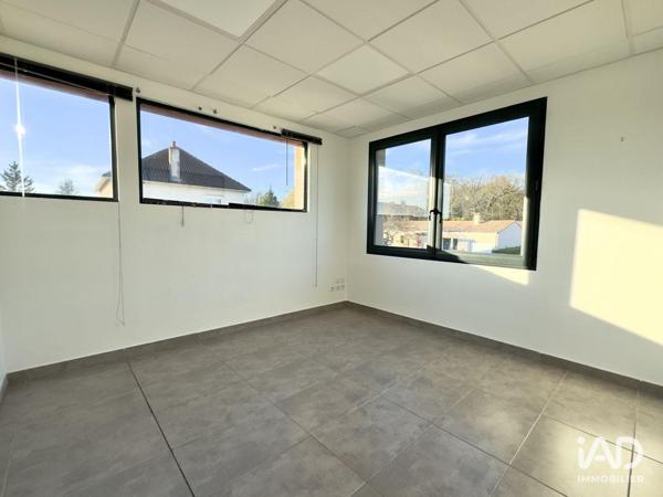 Location boutique/local commercial 230 m² Soyaux