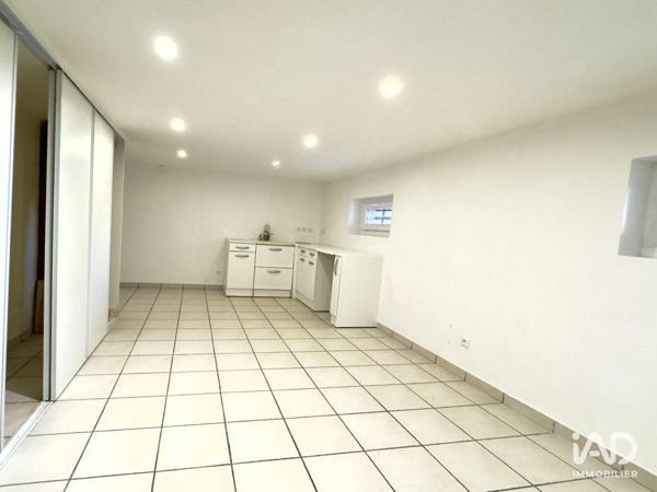 Location boutique/local commercial 230 m² Soyaux