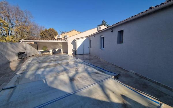 Maison à vendre    5 pièces •  Montfavet - Avignon