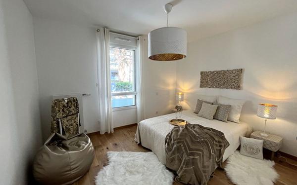 Appartement à vendre    5 pièces • 107,35 m2 Tassin-la-Demi-Lune