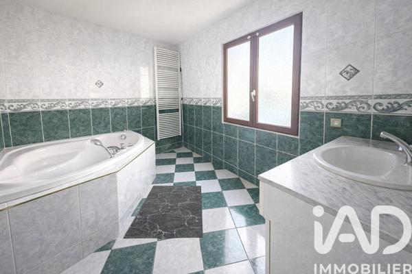 Maison à vendre 6 pièces 112 m² Le Blanc-Mesnil