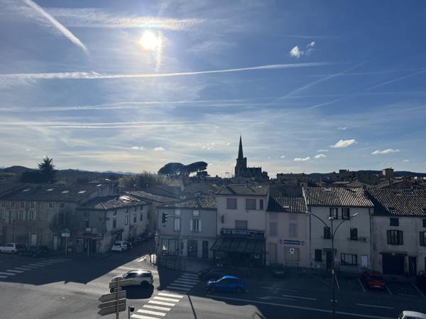 Mirepoix (09500) RARE - Mirepoix 09200 Ensemble immobilier, ancien relai des postes de 420 m2 exploitables