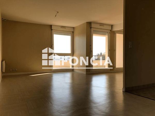 Location Appartement 4 pièces 101.06 m² - 26 RUE ALBERT 1ER Blois 41000