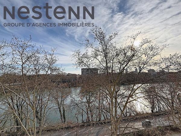 T2 bis - Vue Rhône - Dernier étage - Cachet - Quai de Rhône - Hotel de ville