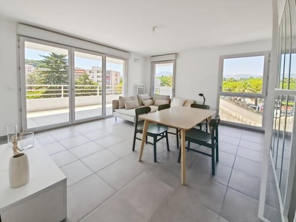 Appartement Cagnes Sur Mer 4 pièce(s) 63 m2