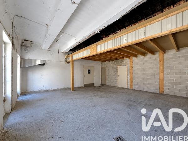Immeuble à vendre 216 m² Tulette