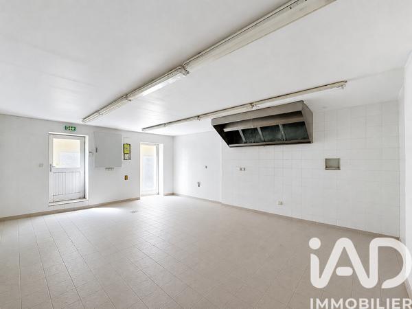 Immeuble à vendre 216 m² Tulette