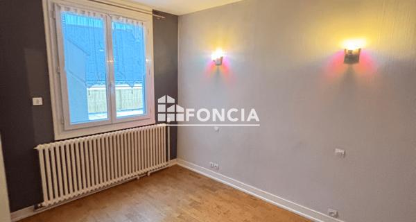 À vendre Maison 5 pièces 160 m² - Azay-le-rideau 37190