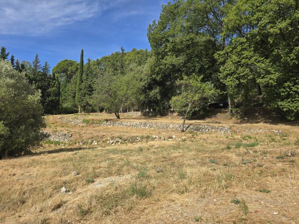 Fayence (83440) Magnifique terrain constructible pour votre villa de rêve !