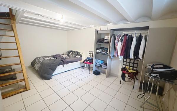 Maison à vendre    6 pièces • 207 m2 Vouvray