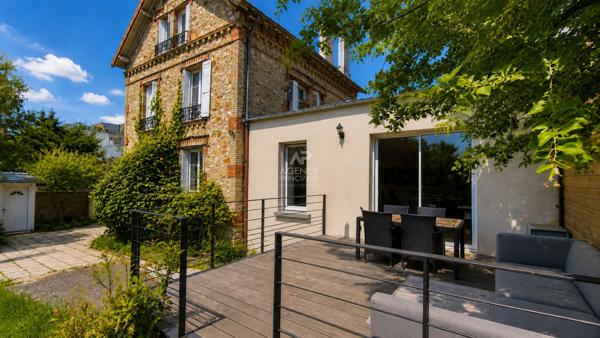 Séduisante Meulière à deux pas de la gare de Franconville! €549 000 ** - Référence 26-3894