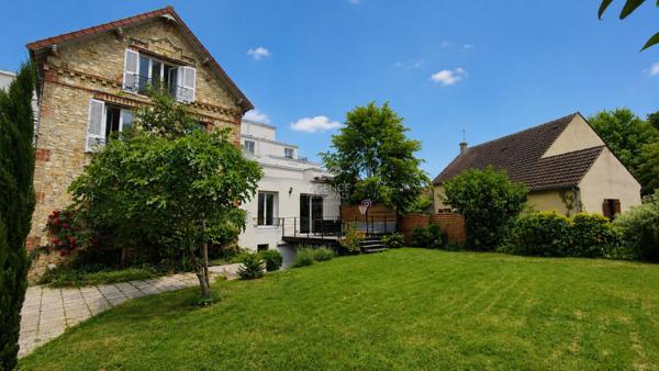 Séduisante Meulière à deux pas de la gare de Franconville! €549 000 ** - Référence 26-3894