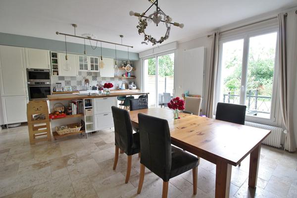 Séduisante Meulière à deux pas de la gare de Franconville! €549 000 ** - Référence 26-3894