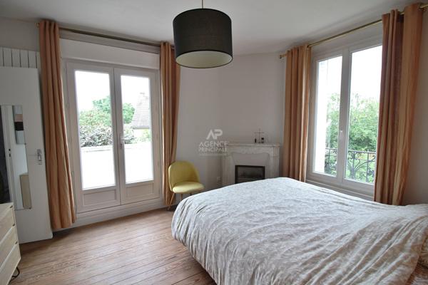 Séduisante Meulière à deux pas de la gare de Franconville! €549 000 ** - Référence 26-3894
