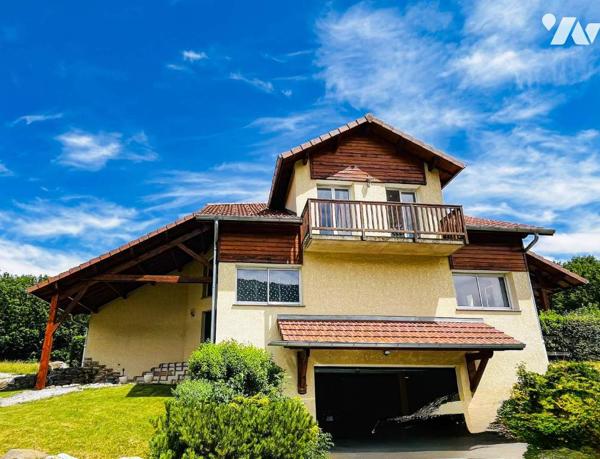 VILLA CONTEMPORAINE DE PRESTIGE + CHALETS LOCATIFS  LOUES