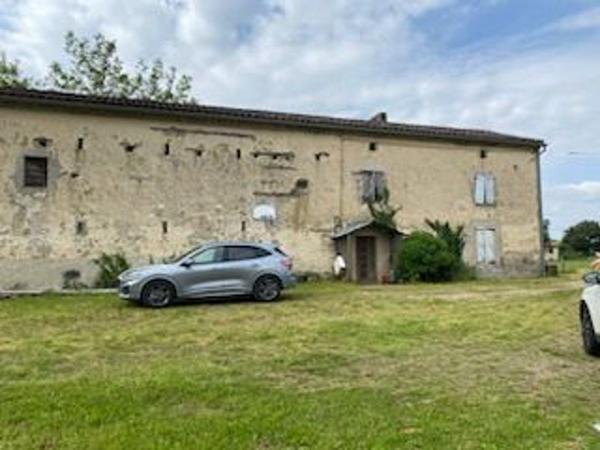 Maison à vendre |  Saint-Paul-Cap-de-Joux |  6 pièces | 150 m²