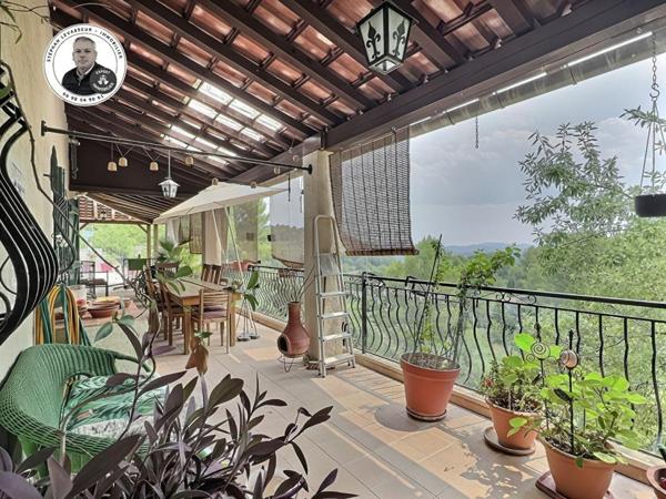 Maison Draguignan 7 pièce(s) 255 m2