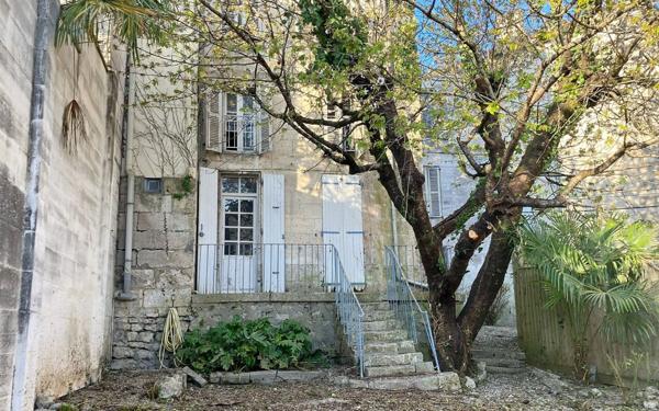 Maison à vendre    7 pièces •  Angoulême