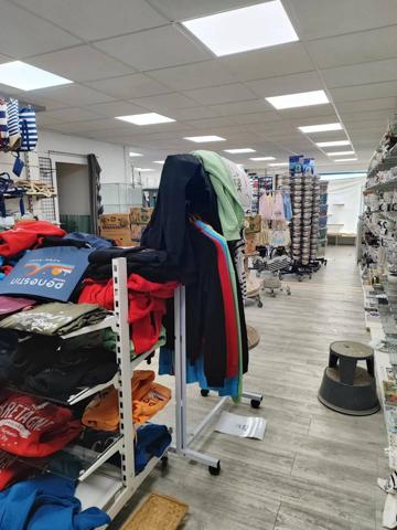 murs commerciaux 106m2 au coeur de penestin